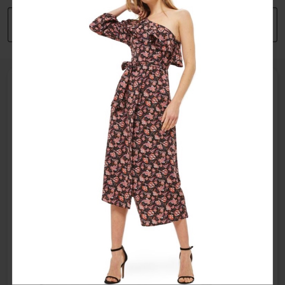 SHOP Topshop Women's Print Ruffle One-Shoulder